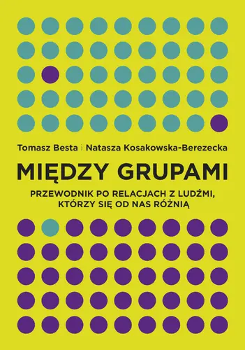 Okładka: Między grupami