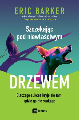 Okładka: Szczekając pod niewłaściwym drzewem